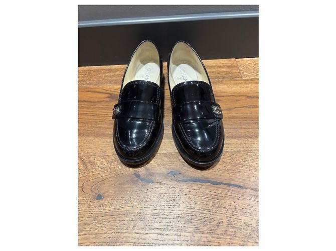 Chanel Mocassini in vernice nera CC Nero - vista 9