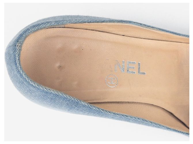 Décolleté Chanel Cap Toe CC Star Charm Kitten Heels Blu - vista 8