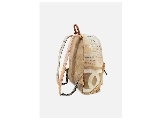 Zaino Chanel Graffiti Canvas & Leather Beige Usato - vista 7
