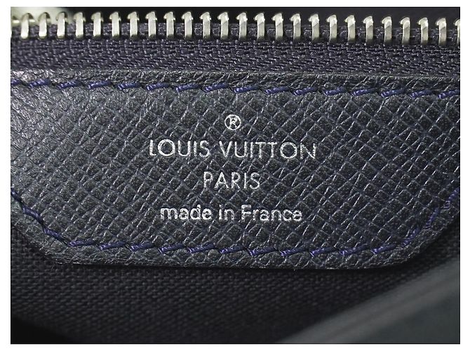 Louis Vuitton Roman in pelle Taiga MM Blu navy - vista 6