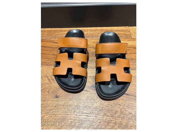 Hermès Sandali Chypre in pelle marrone - vista 12