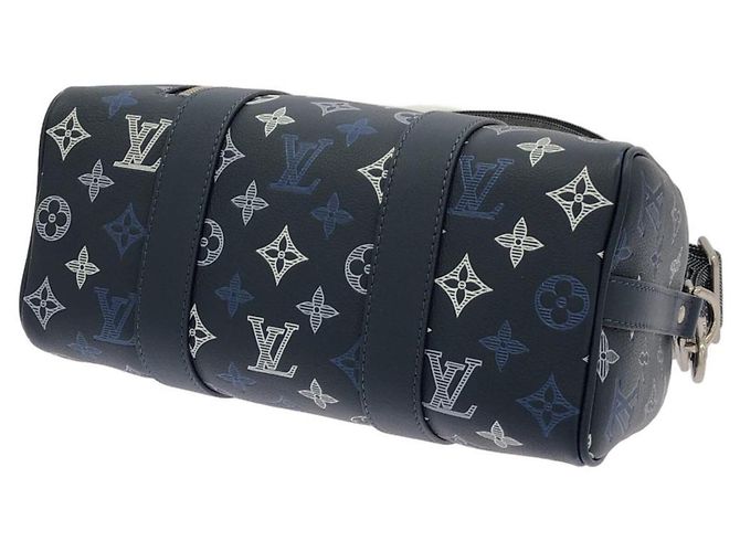 Borsa Louis Vuitton Monogram Shadow City Keepall Boston Blu navy - vista 2