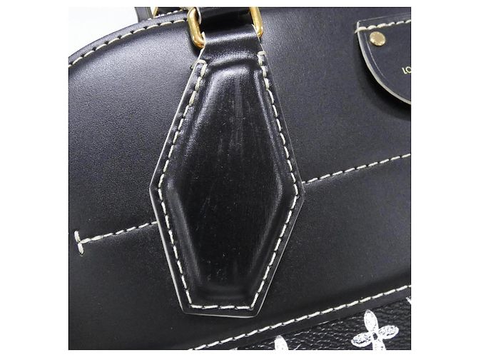 Borsa a tracolla Louis Vuitton Monogram Alma Souple XXL Nero - vista 4