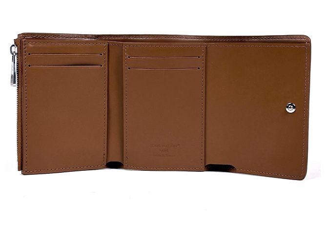 Louis Vuitton Victor Tri-fold Wallet in Brown Leather - view 6