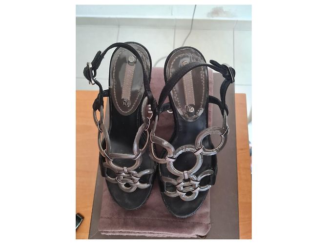 Céline Sandali con zeppa neri in pelle e corda con anelli metallizzati Nero Metallico - vista 2