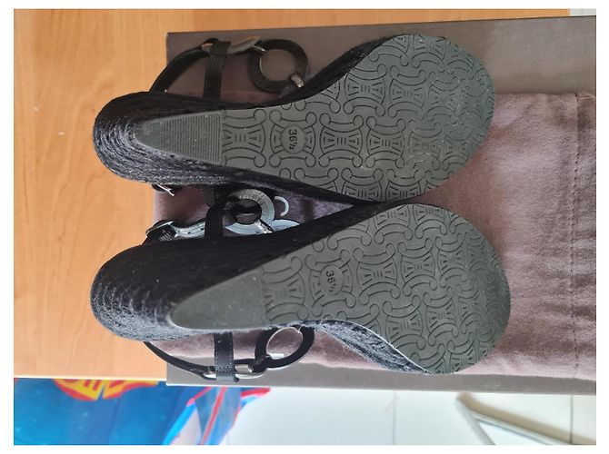 Céline Sandali con zeppa neri in pelle e corda con anelli metallizzati Nero Metallico - vista 5