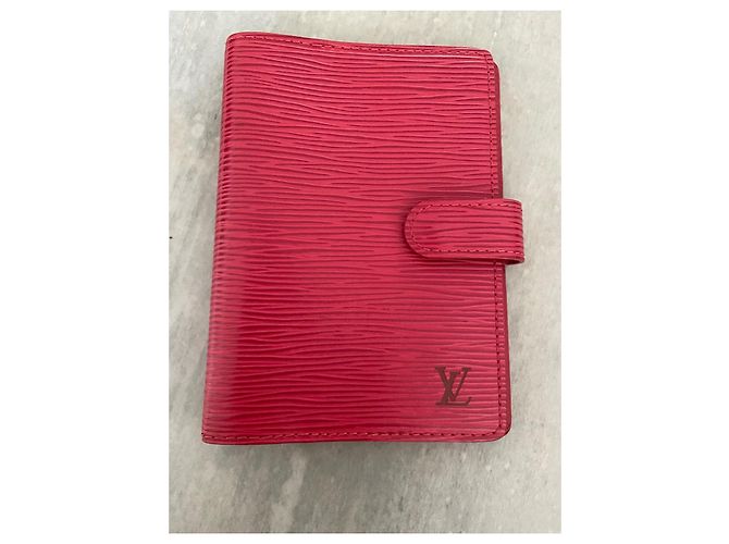 Louis Vuitton Funda de Agenda en piel Epi PM Roja - vista 5