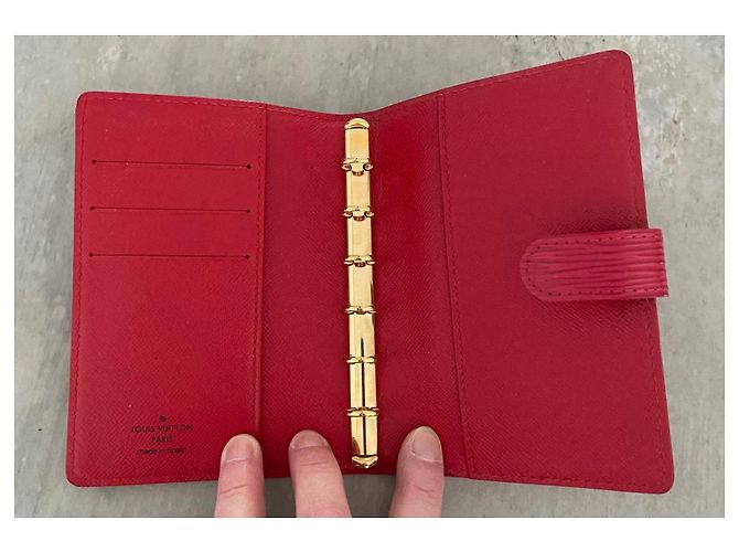 Louis Vuitton Funda de Agenda en piel Epi PM Roja - vista 6