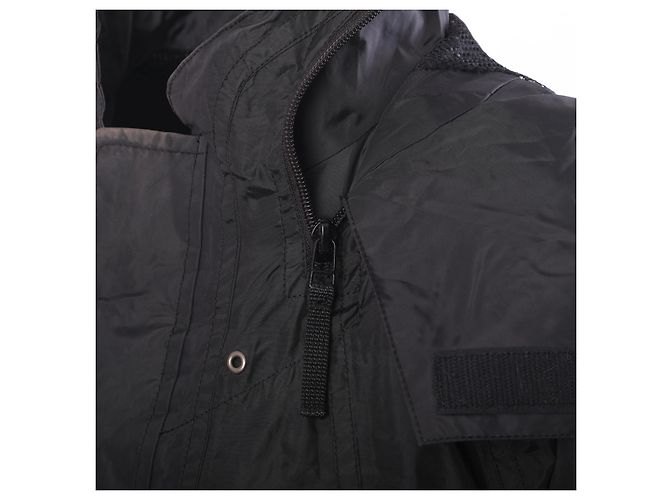 Impermeable ligero con vuelo Issey Miyake Negro - vista 6
