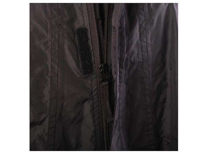 Impermeable ligero con vuelo Issey Miyake Negro - vista 7