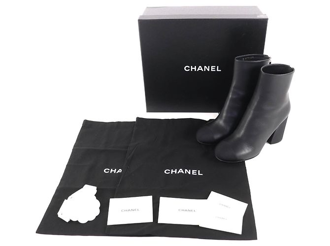 Timeless Chanel G39529 Leder Stiefeletten Schwarz - Ansicht 2