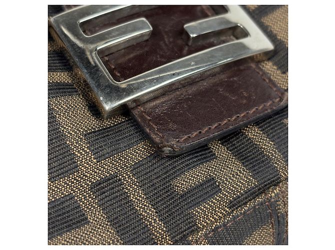 Fendi Schultertasche braun mit Zucca-Muster - Ansicht 5