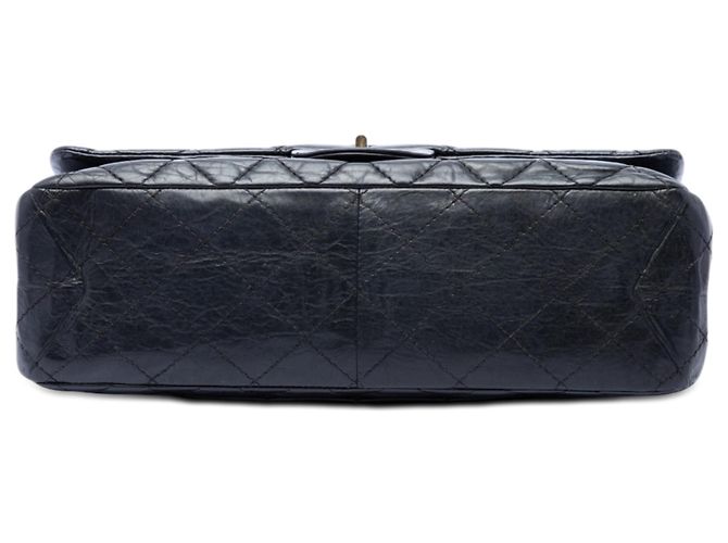 Chanel Black Quilted Aged Calfskin Reissue 2.55 Double Flap 227 Nero - vista 3