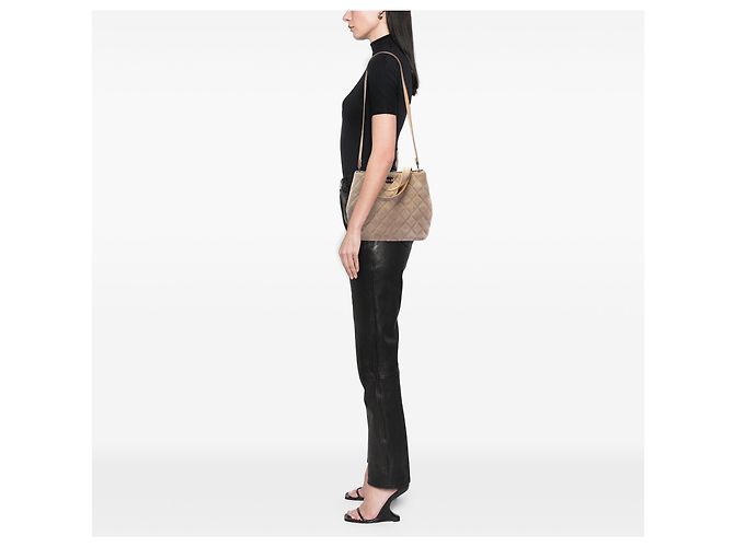 Bolso Chanel Beige CC de ante acolchado con cierre Turnlock - vista 6