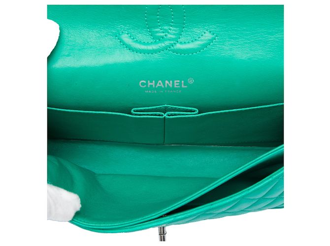 Chanel Green Medium Classic Lambskin Double Flap Verde - vista 4