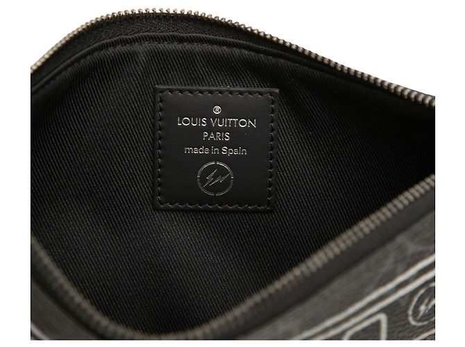 Louis Vuitton Black Monogram Eclipse Flash Fragment iPhone Case - view 5