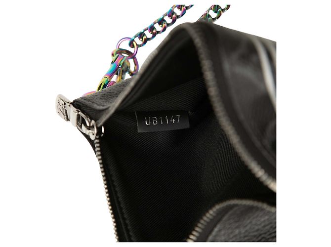 Louis Vuitton Black Monogram Eclipse Flash Fragment iPhone Case - view 6