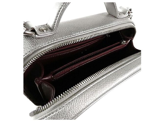 Vanity Beauty Case Chanel Silver Medium Caviar CC Filigree Argento - vista 4