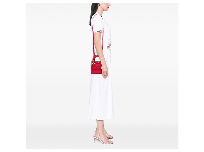 Lady Dior mini in vernice cannage rosso di Dior - vista 5
