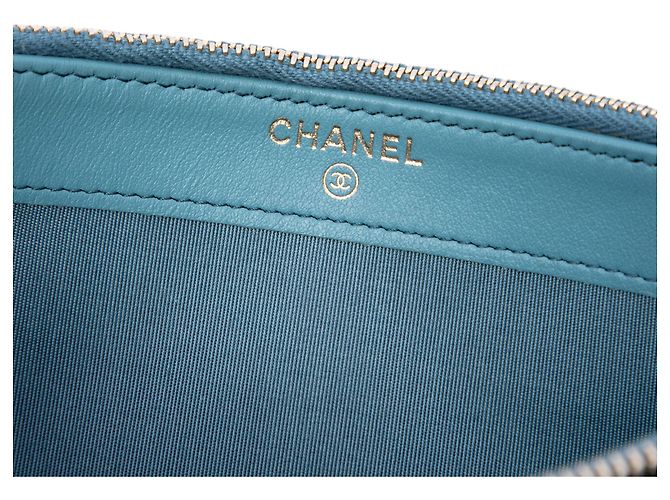 Clutch Chanel Blue Raffia Deauville Double Zip con Catena Blu chiaro - vista 5