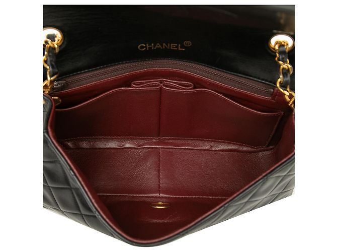 Chanel Black Medium Quilted Lambskin Full Flap Nero - vista 4