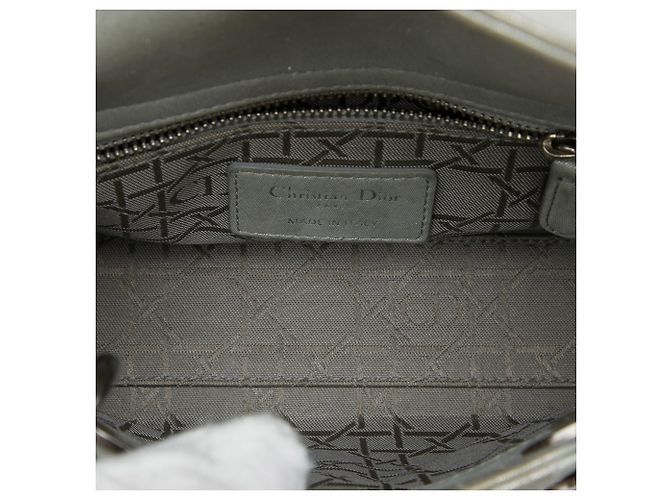 Dior Mini Argento Iridescente in Pelle di Agnello Cannage Lady Dior - vista 4