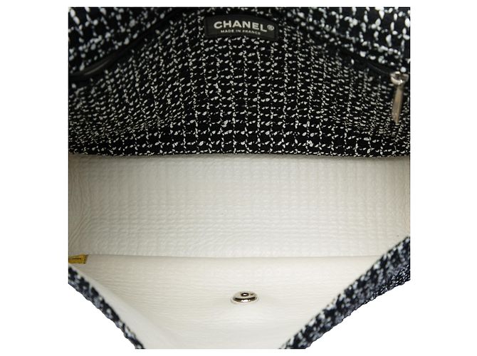 Chanel Black Jumbo Classic Tweed e Calfskin Single Flap Nero - vista 4