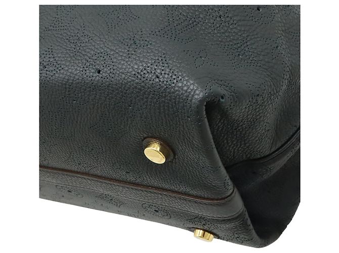 Louis Vuitton Black Monogram Mahina Cirrus PM Nero - vista 7