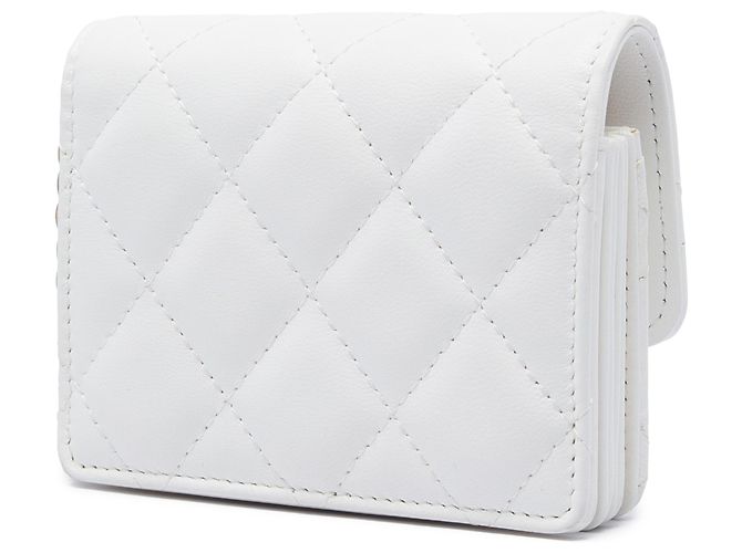 Tarjetero Chanel Romance en piel de cordero acolchada blanco con cadena - vista 2