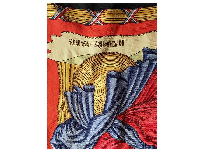 Carré Hermès Liberté Égalité Fraternité Foulard Seta 90cm Nero Bianco Rosso Blu Gold hardware - vista 2