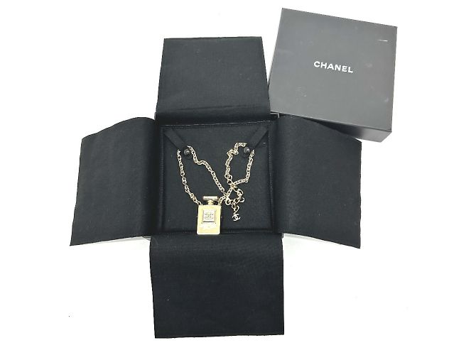 Collana con pendente Coco Mark Chanel B22S D'oro - vista 11