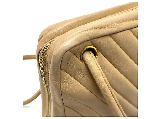 Borsa Chanel Coco Mark Charm V-Stitch Chevron Beige - vista 12
