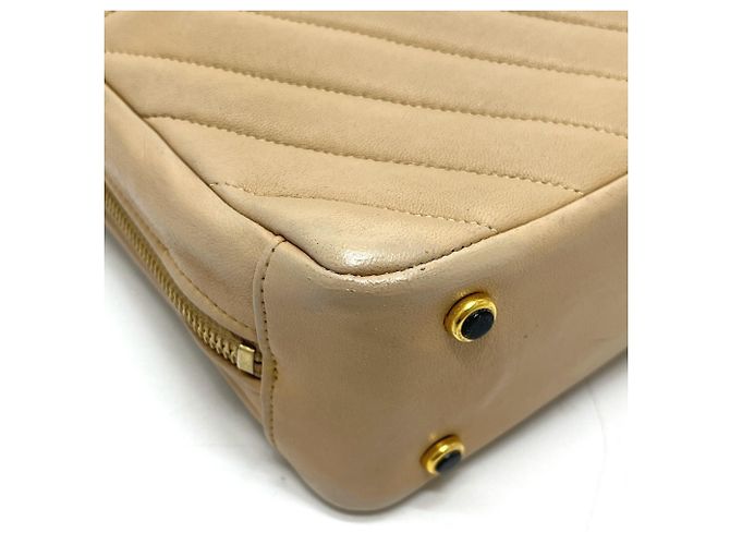 Borsa Chanel Coco Mark Charm V-Stitch Chevron Beige - vista 7