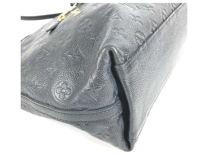 Borsa Tote Louis Vuitton Monogram Empreinte Bastille MM Nero - vista 11