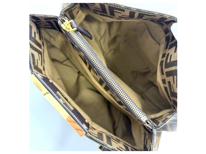 Bolsa Fendi Zucca marrom de couro e lona - vista 4