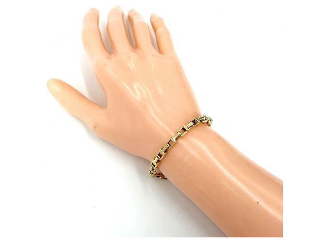 Bracciale con charm in oro giallo 18K di Tiffany & Co. - vista 2
