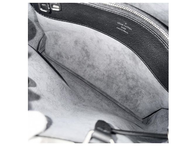 Borsa a mano Bella Monogram Mahina da donna Louis Vuitton Nero - vista 4