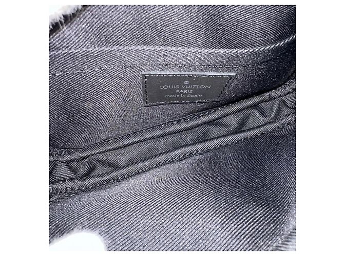 Marsupio da uomo Louis Vuitton in pelle nera Nero - vista 4