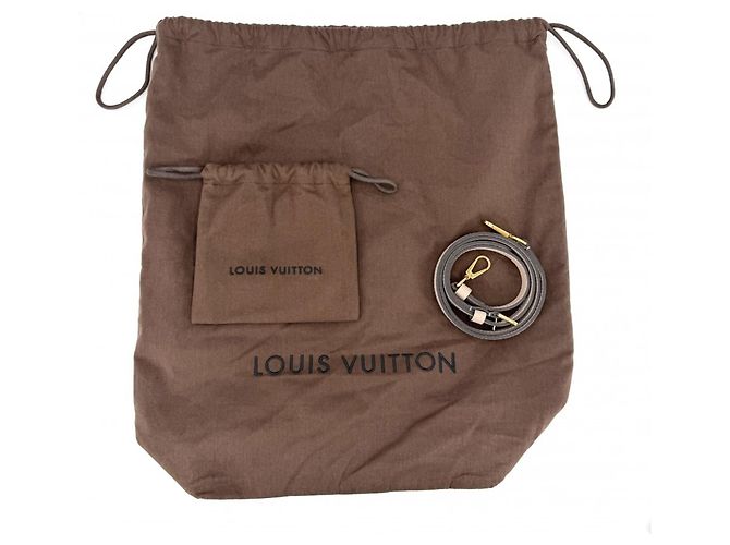 Borsa Louis Vuitton Capucines PM Beige - vista 8