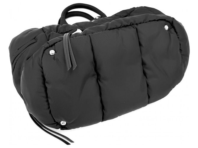Tote Borsa Bomber con logo triangolo da donna Prada Nero - vista 3