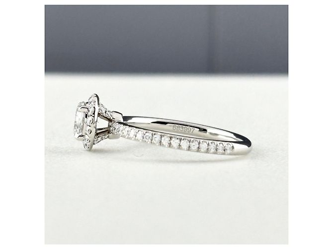 Harry Winston Mikropavé Diamantring mit Rundschliff - Ansicht 5