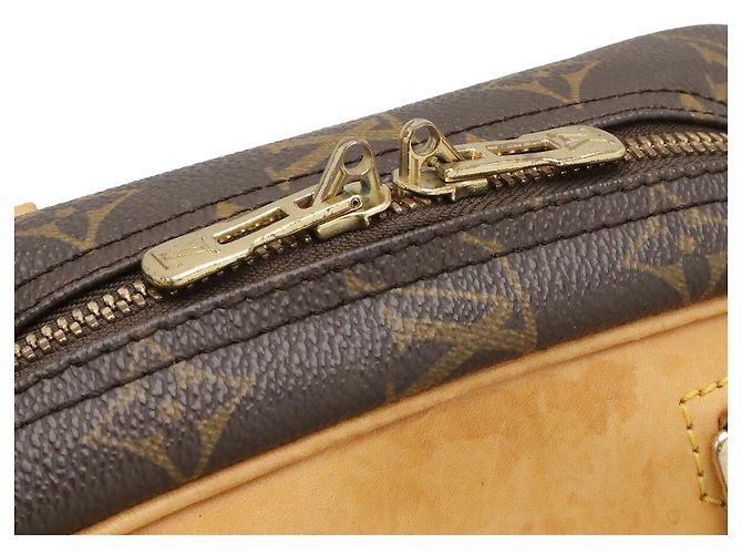 Bolso para zapatos Louis Vuitton Monogram Excursion Castaño - vista 5