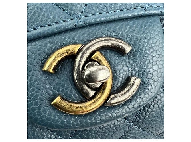 Bolsa Bowling Chanel Quilted Caviar Large Azul Ruthenium - vista 3