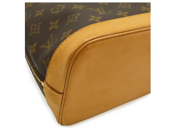 Bolsa Louis Vuitton Monogram Alma Marrom - vista 3