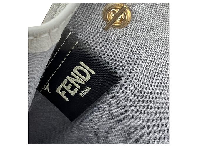 Borsa a tracolla Fendi Rainbow Studs in pelle grigia Grigio - vista 10