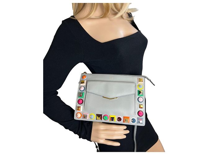 Borsa a tracolla Fendi Rainbow Studs in pelle grigia Grigio - vista 3