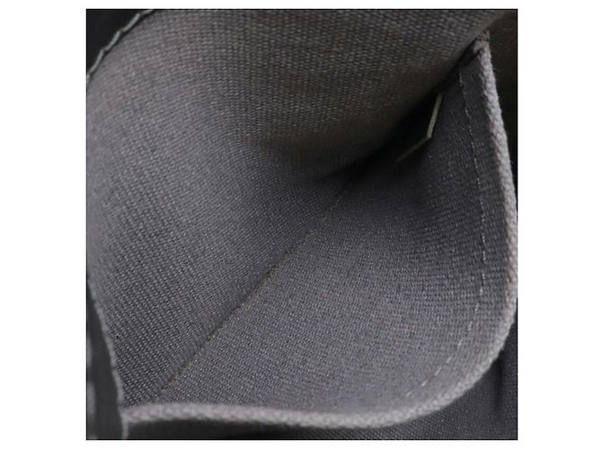 Borsa a tracolla in pelle Louis Vuitton Yuta Yuma Grigio - vista 7