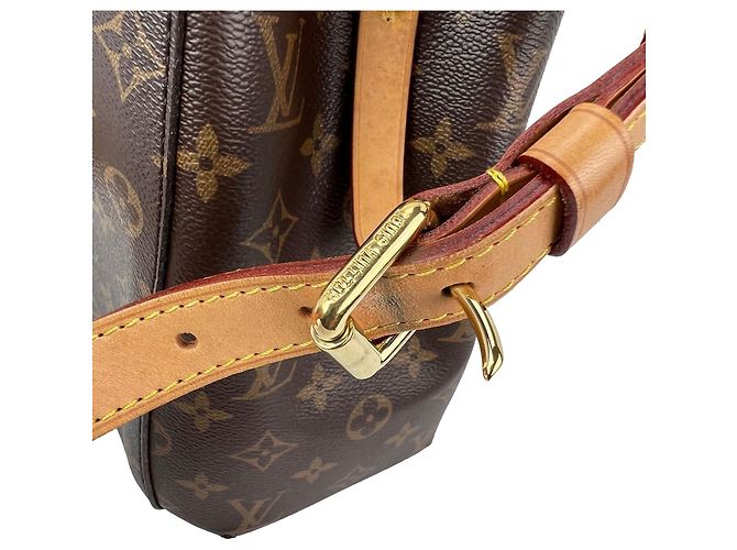 Borsa a Spalla Louis Vuitton Montaigne MM Monogram Marrone - vista 7