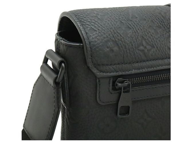 Borsa Messenger Louis Vuitton Monogram Taurillon S Cape Nero - vista 4