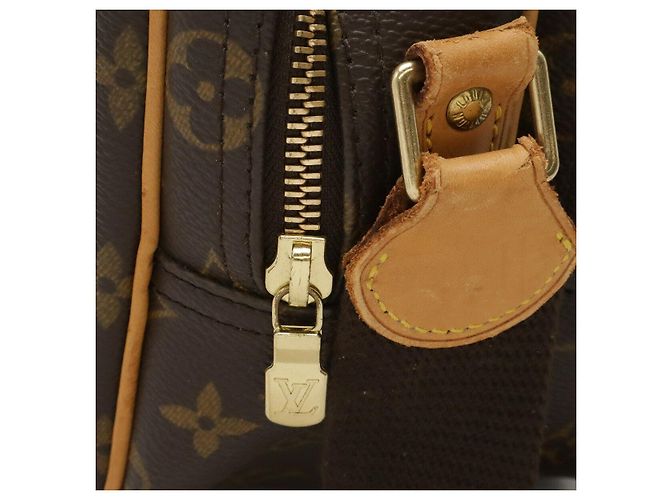 Borsa a tracolla Louis Vuitton Monogram Reporter PM Marrone - vista 4